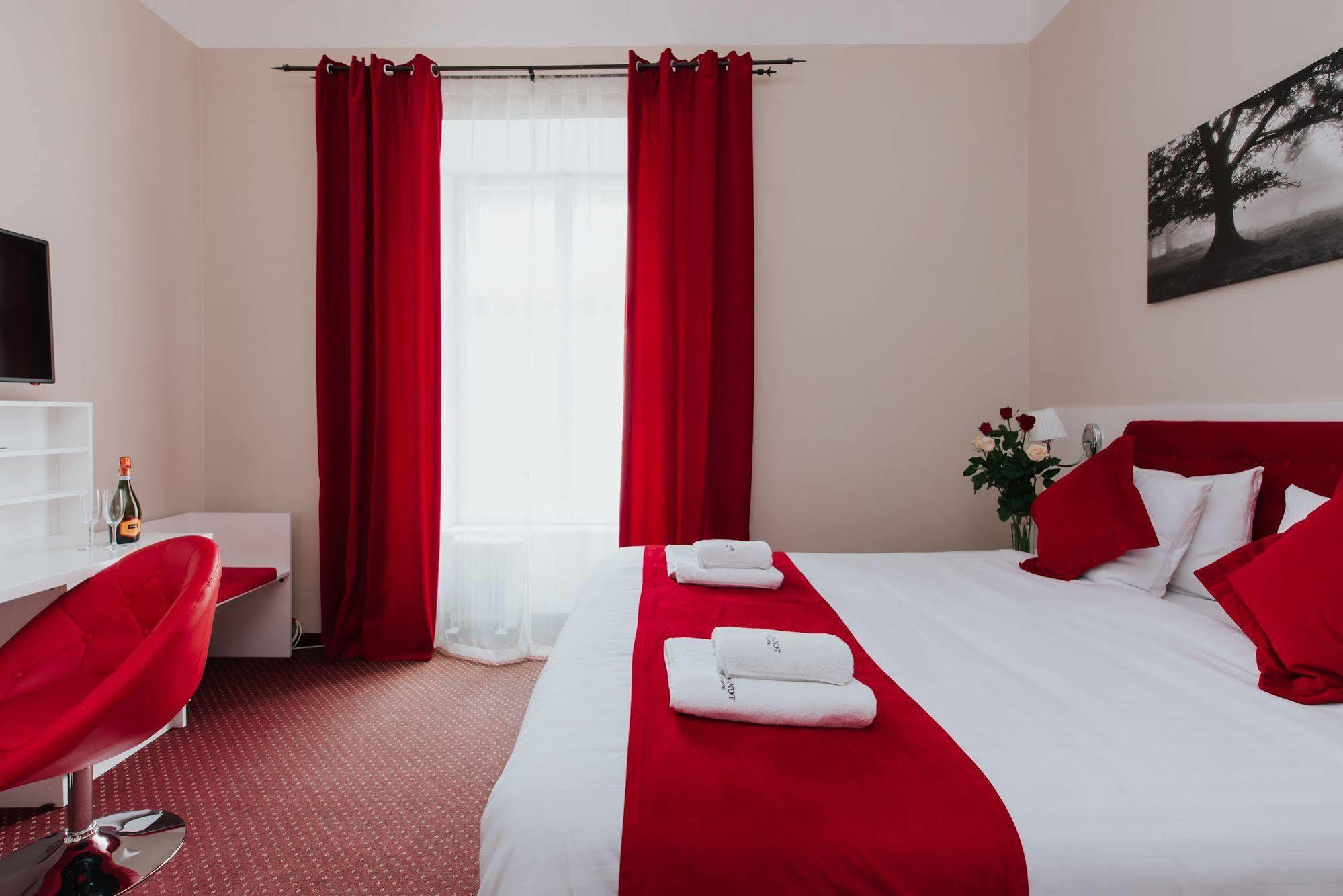Rembrandt Aparthotel Красков Екстериор снимка