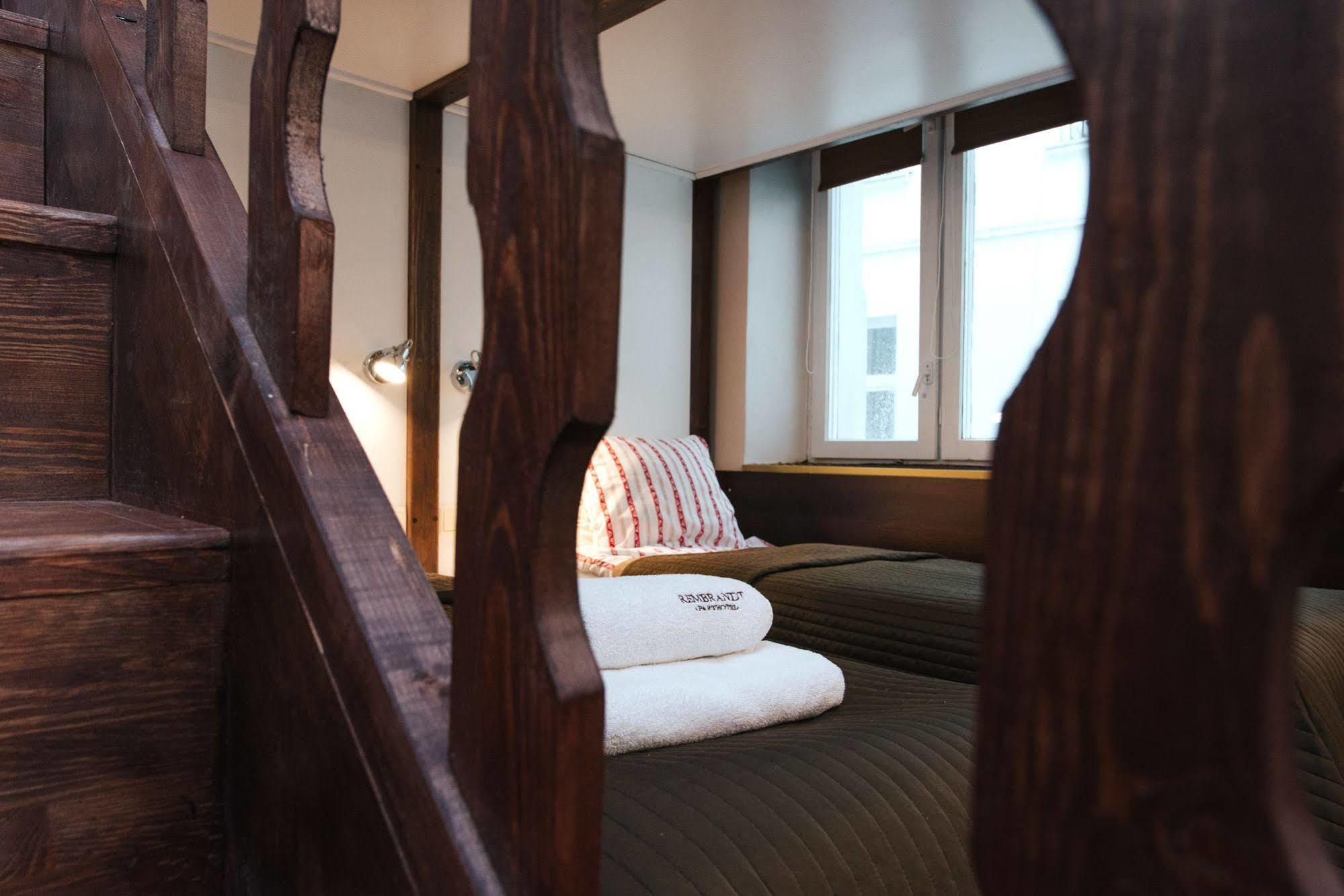 Rembrandt Aparthotel Красков Екстериор снимка