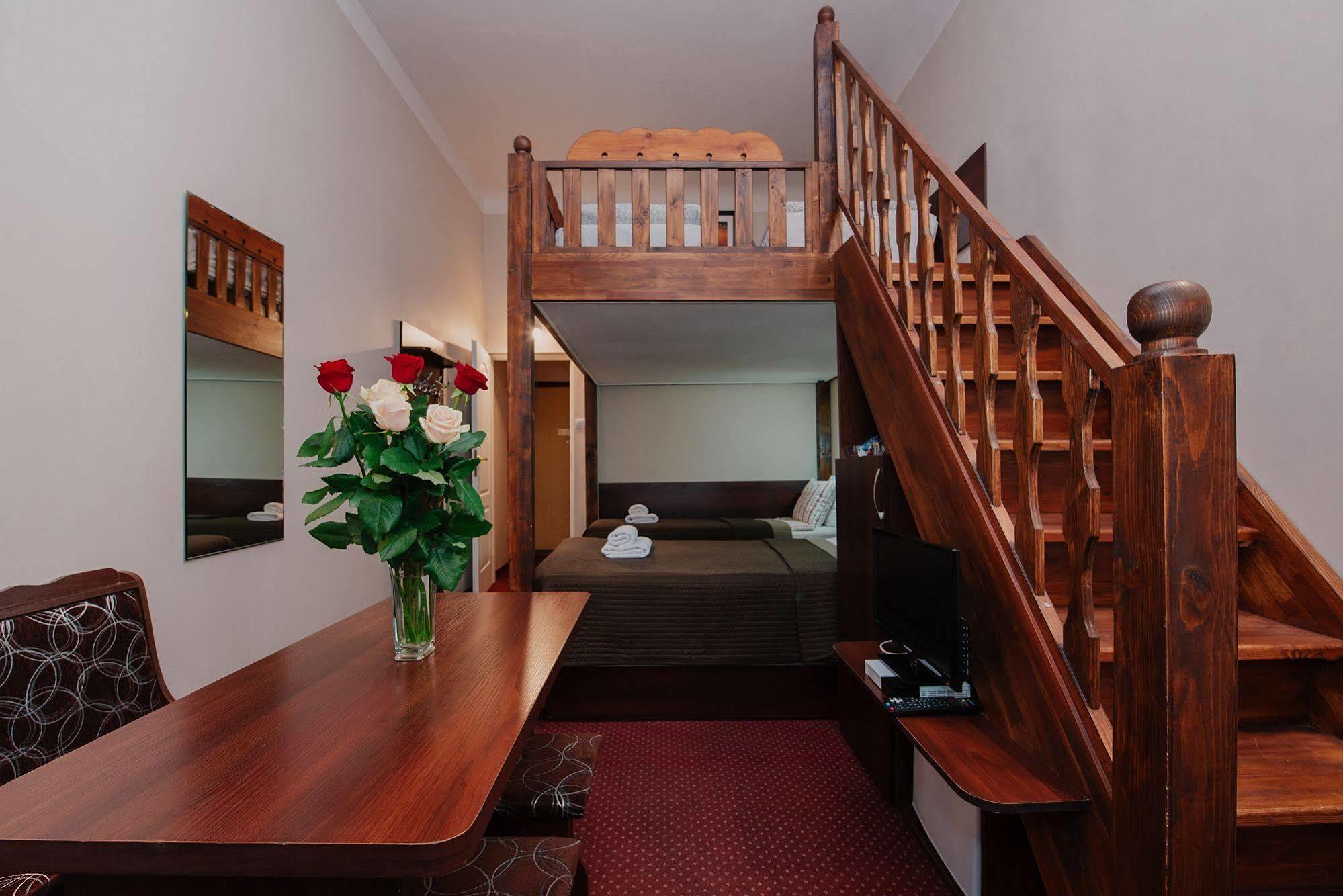 Rembrandt Aparthotel Красков Екстериор снимка